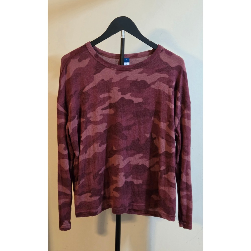 Old Navy Long Sleeve Camouflage T-Shirt Women's Size Medium Maroon